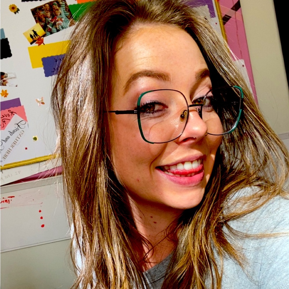 Meet your Posher, Anyssa